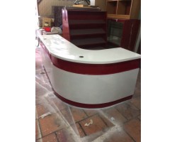 Thanh lý quày lễ tân đỏ trắng